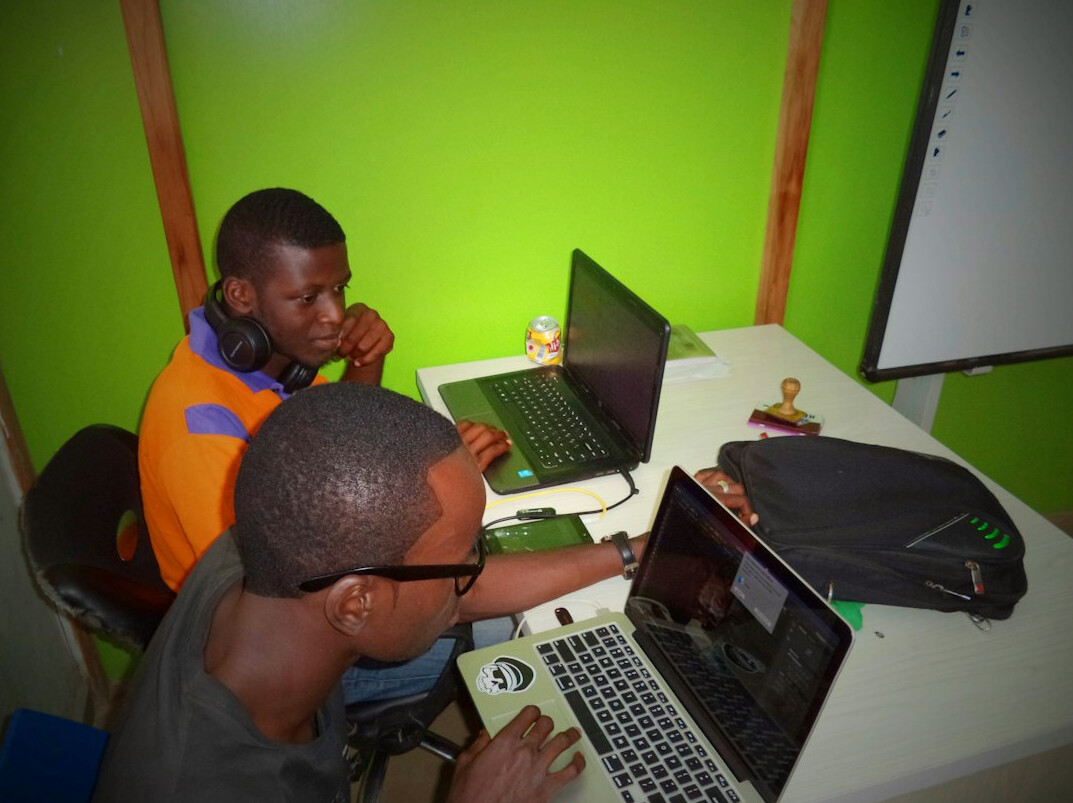 students learning programming